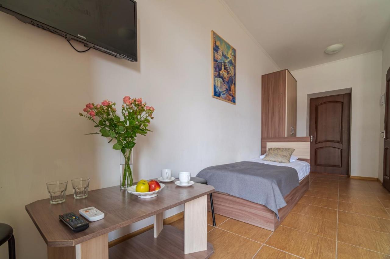 Пальмира Hotel Koblevo Luaran gambar